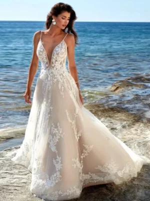 Robe de Mariée Bohème Décolleté