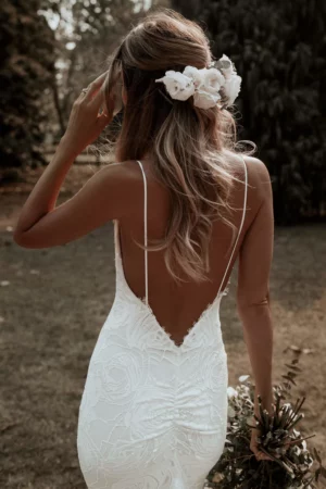 Robe de Mariée Simple et Élégante Bohème – Image 6