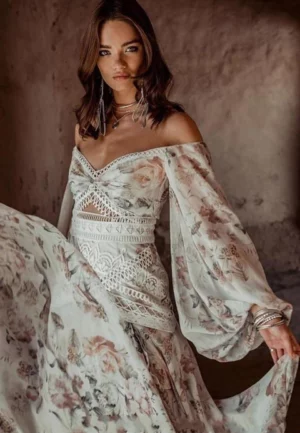 Robe de Mariée Bohème à Manches Bouffantes