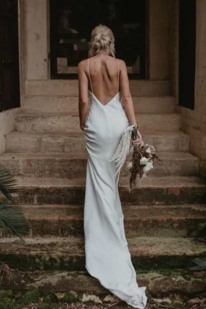 Robe de Mariée Bohème Chic Dos Nu – Image 4