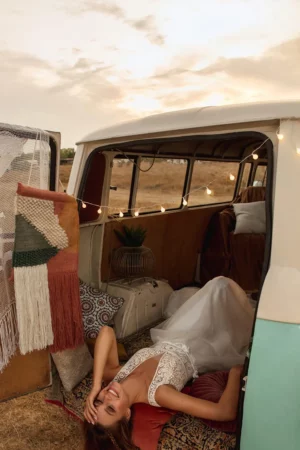 Robe de Mariée Vintage Année 70 – Image 5