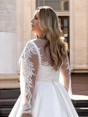 2025 Women Wedding Dress Detachable Jacket Scoop Neck Long Sleeve Lace Appliques Large Plus Size Bridal Dreess Customized – Image 4