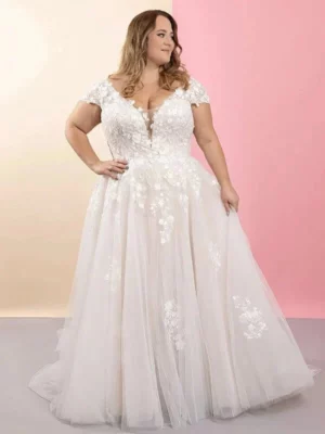 Charming Plus Size Wedding Dresses with Lace 2024 Summer Short Sleeve Bridal Gowns for Women New Soft Tulle Vestidos De Novia