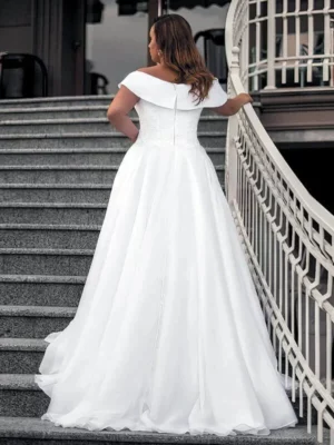 Jiayigong Plus Size Wedding Dress Modest Off The Shoulder V Neck Appliques Zip Up Sexy A Line Long Bridal Dresses Bride Gown – Image 2