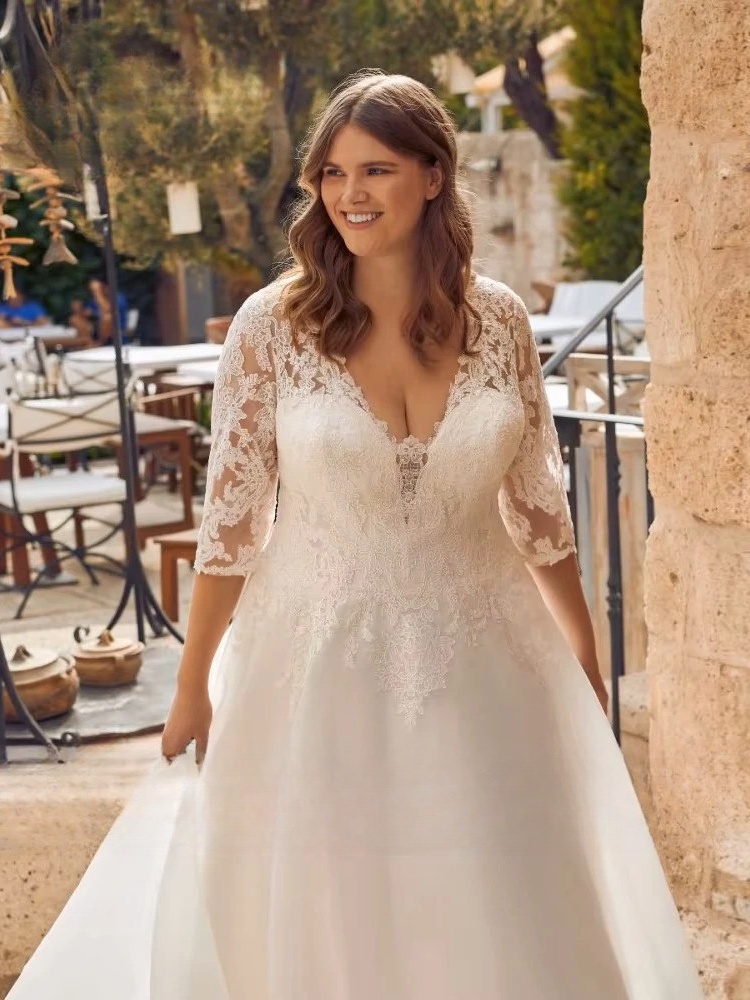 Classic Wedding Dresses Plus Size V-Neck 3/4 Sleeves Bride Gowns Appliques Sweep Train A-Line Organza Vestido De Noiva Ballgown 3 Classic Wedding Dresses Plus Size V-Neck 3/4 Sleeves Bride Gowns Appliques Sweep Train A-Line Organza Vestido De Noiva Ballgown – Image 3