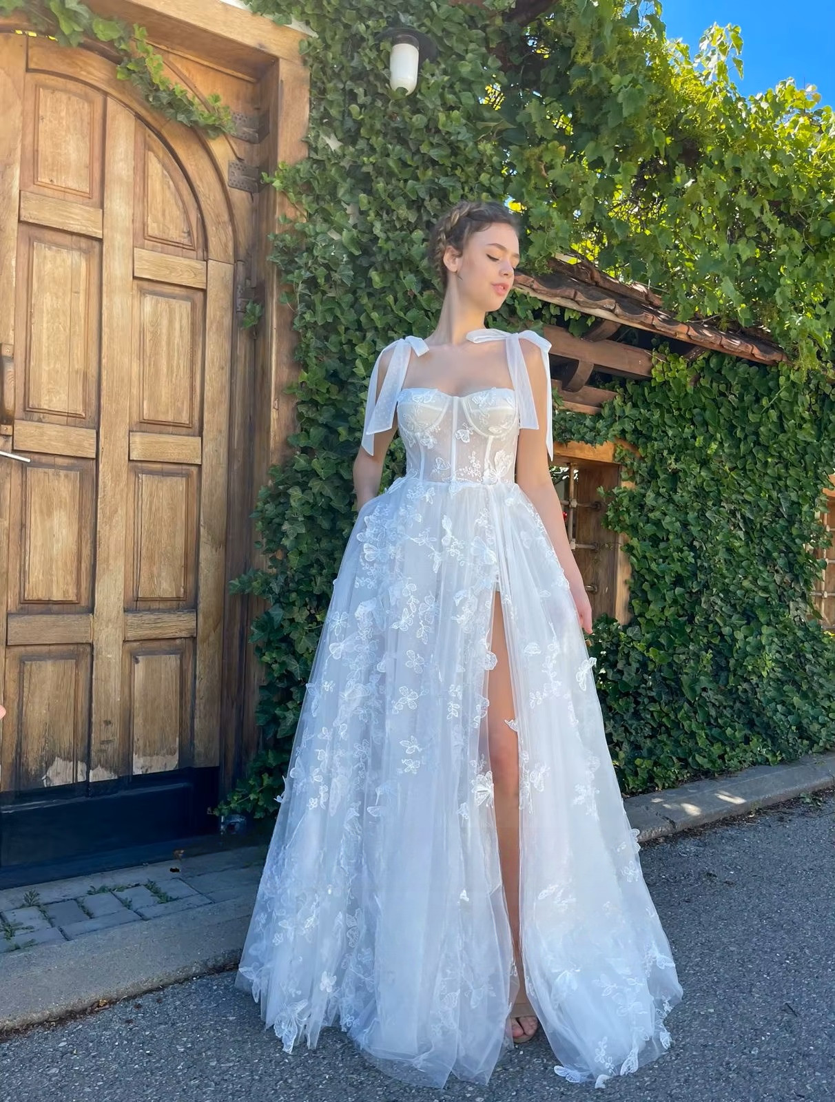 SoDigne A-line Tulle Wedding Dresses Sweetheart Sleeveless Butterfly Bridal Dress Long Wedding Gown Robe De Mairee Customized 1 SoDigne A-line Tulle Wedding Dresses Sweetheart Sleeveless Butterfly Bridal Dress Long Wedding Gown Robe De Mairee Customized