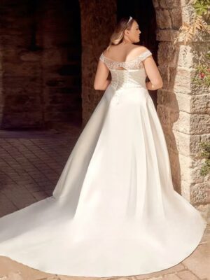 Classic Off the Shoulder Wedding Dresses Plus Size A-Line Bride Gowns Back Lace-up Appliques Sweep Train Satin Robe De Mariee 3 Scaf9ce869c1b46a690f4382a0cf24917z Cropped