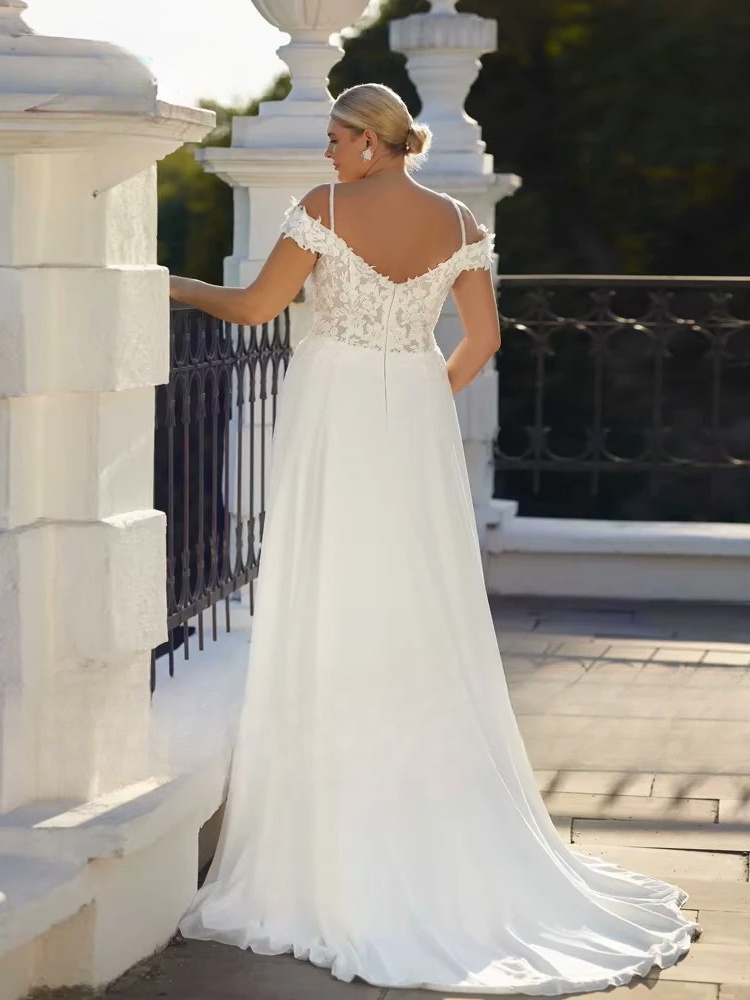 Classic Spaghetti Straps A-Line Wedding Dresses Plus Size V Neck Sleeveless Bride Gowns Appliques Floor Length Vestido De Noiva 2 Classic Spaghetti Straps A-Line Wedding Dresses Plus Size V Neck Sleeveless Bride Gowns Appliques Floor Length Vestido De Noiva – Image 2