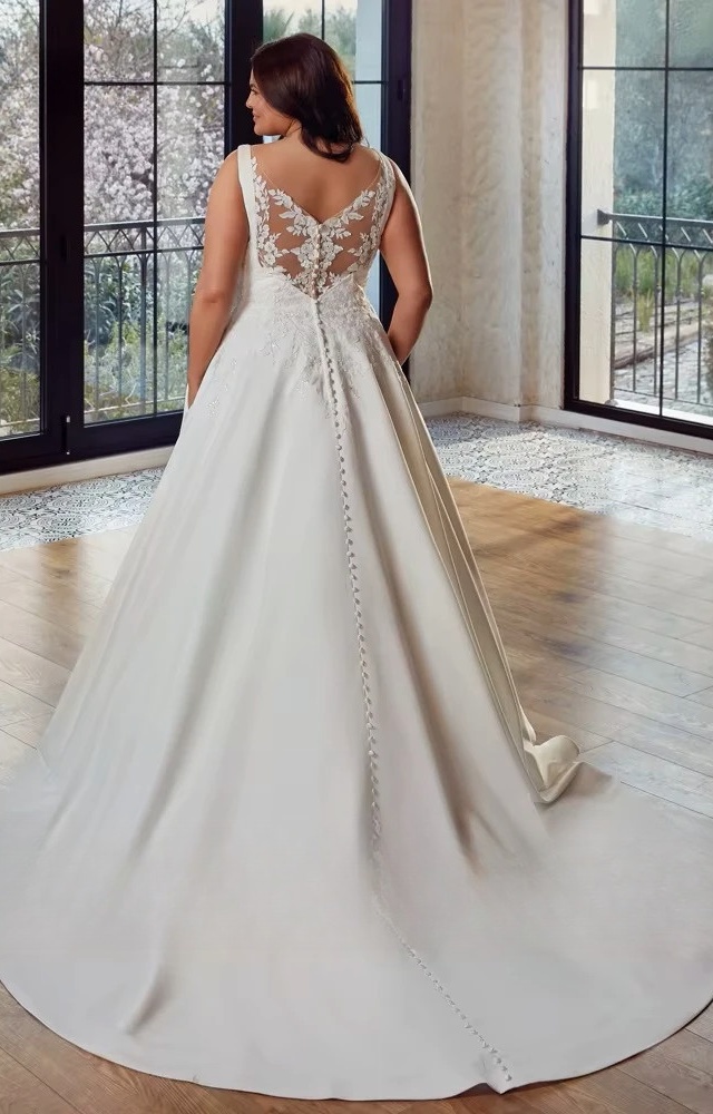 Classic V Neck Wedding Dresses Plus Size A-Line Bride Gowns Appliques Sleeveless Back Button Sweep Train Vestido De PSL980021 2 Classic V Neck Wedding Dresses Plus Size A-Line Bride Gowns Appliques Sleeveless Back Button Sweep Train Vestido De PSL980021 – Image 2