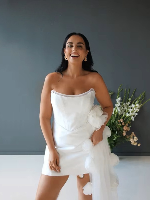 Simple Short Mermaid Wedding Dress Sexy Strapless Sleeveless Backless Dresses Pleat Tulle Flowers Illusion Mini Gowns Customized 4 Simple Short Mermaid Wedding Dress Sexy Strapless Sleeveless Backless Dresses Pleat Tulle Flowers Illusion Mini Gowns Customized – Image 4