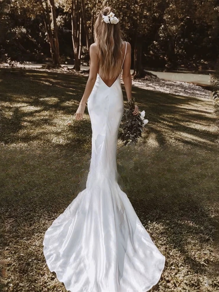 Modern V-Neck Wedding Dress 2025 Mermaid Spaghetti Straps Open Back Simple Sleeveless Bridal Gown Vestido De Noiva Customized 3 Modern V-Neck Wedding Dress 2025 Mermaid Spaghetti Straps Open Back Simple Sleeveless Bridal Gown Vestido De Noiva Customized – Image 3