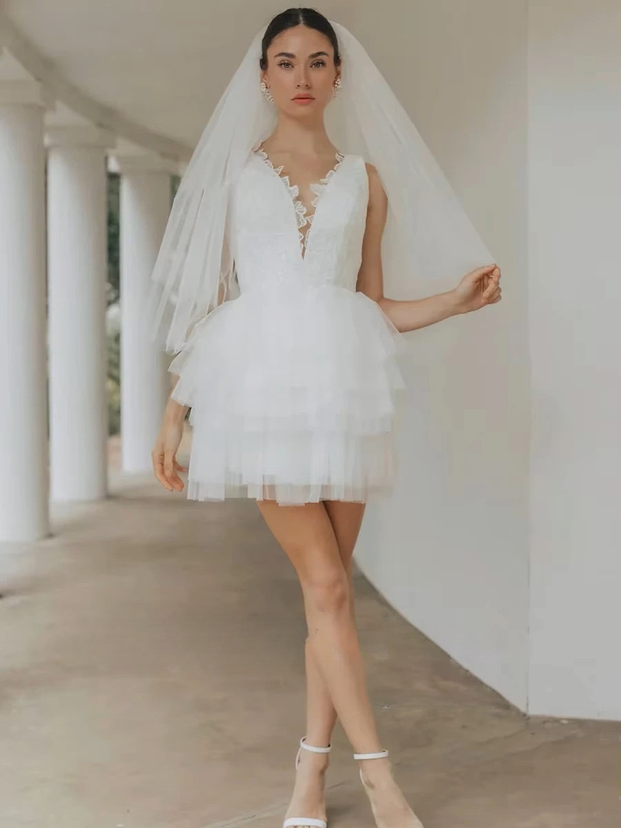 SoDigne Short Tulle Wedding Dresses V-neck Sleeveless Appliques Tiered Bridal Dress 2025 Mini A-line Customized Bride Gown 1 SoDigne Short Tulle Wedding Dresses V-neck Sleeveless Appliques Tiered Bridal Dress 2025 Mini A-line Customized Bride Gown