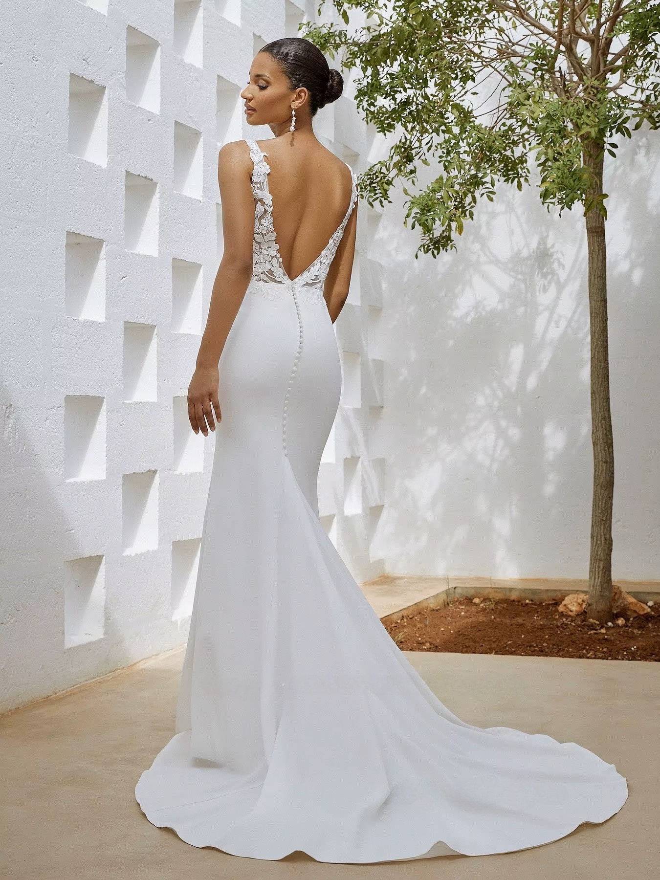 SoDigne Mermaid Wedding Dresses Satin Lace Appliques V-neck Sleeveless Bridal Dress 2024 Bride Gown Long vestidos de novia 2 SoDigne Mermaid Wedding Dresses Satin Lace Appliques V-neck Sleeveless Bridal Dress 2024 Bride Gown Long vestidos de novia – Image 2