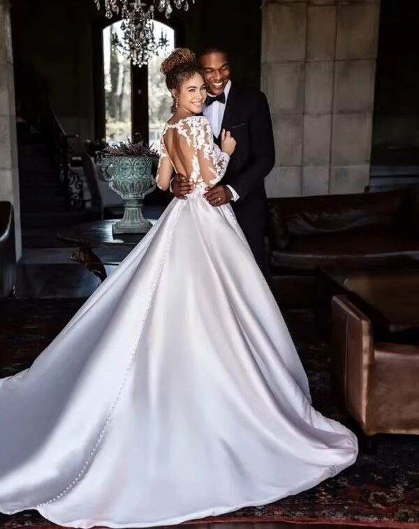 SoDigne Backless Boho Wedding Dresses With Pockets Long Sleeves V Neck Lace Bridal Dress Satin Bride Gowns Customized – Image 2