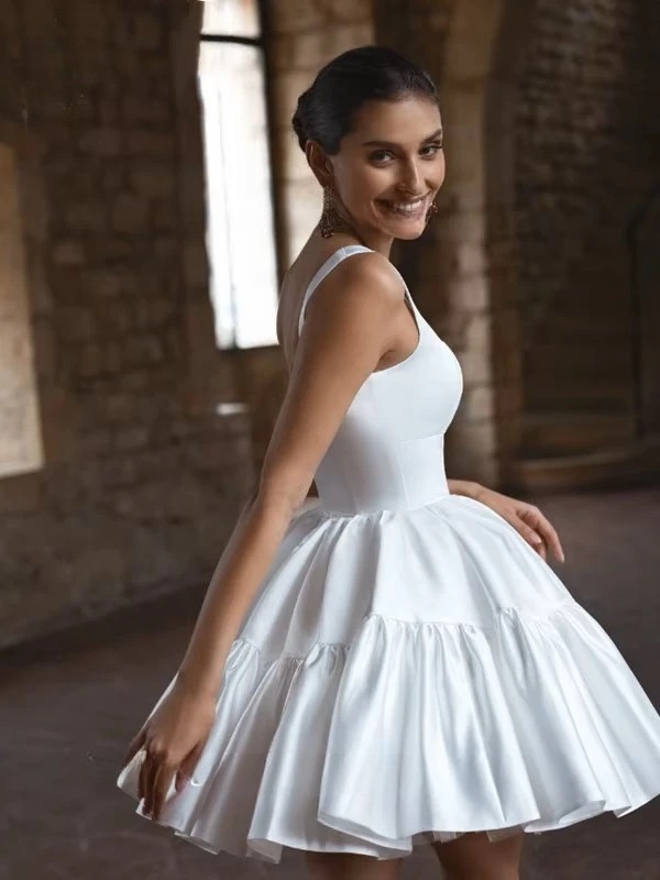 Customized Beach Mini Wedding Dresses Sexy Spaghetti Straps Bride Dresses Simple Square Collar Backless Short Wedding Gowns 2025 2 Customized Beach Mini Wedding Dresses Sexy Spaghetti Straps Bride Dresses Simple Square Collar Backless Short Wedding Gowns 2025 – Image 2