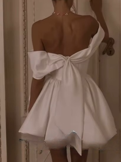 Simple Short A-Line Ivory Wedding Dresses Elegant Mini Long Sleeves Strapless Wedding Gowns For Bride Sexy Backless Customized 3 Simple Short A-Line Ivory Wedding Dresses Elegant Mini Long Sleeves Strapless Wedding Gowns For Bride Sexy Backless Customized – Image 3